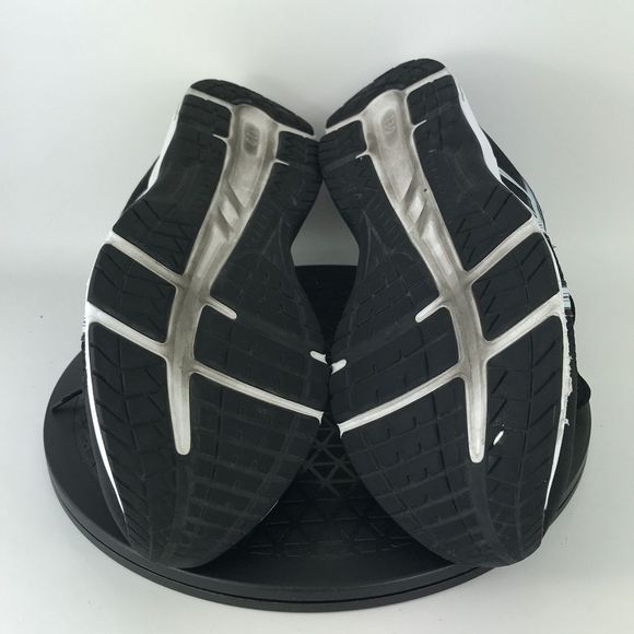 Asics Gel-Contend 5 Black/White Athletic Running Shoes 1011A256 Men's Size 14 - Picture 11 of 12